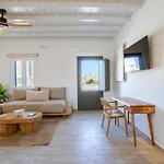 Silvair Jacuzzi Suites, Mykonos Casa vacanze