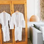 Silvair Jacuzzi Suites, Mykonos Holiday home Mykonos Town