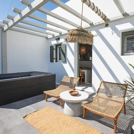 Holiday home Silvair Jacuzzi Suites, Mykonos